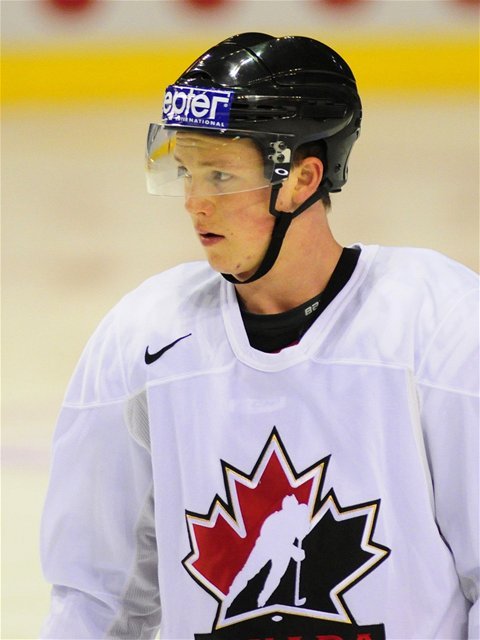 Ucháň Jeff Skinner.