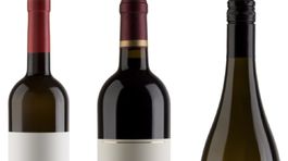 Skupina údajného takáčovca okradla štát na obchode s vínom