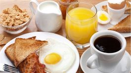 Bielkoviny by mali byť súčasťou každého jedla 