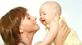 Materské: Ak matka pred tehotenstvom pracovala