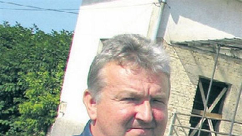 Kultúrny dom v strede obce sa rúca - Regióny - Správy - Pravda