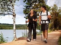 Nordic walking - chôdza - palice - prechádzka