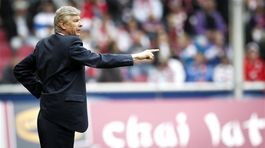 Wenger pomaly končí a bitka začína. Nečakal som toľko ponúk, vraví