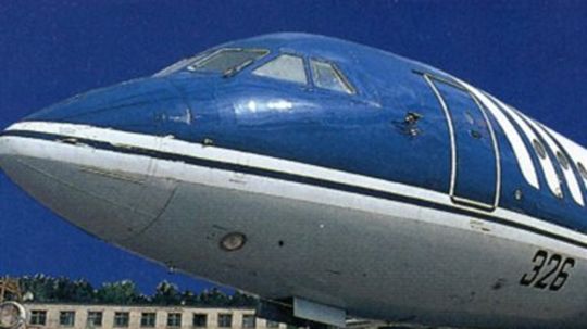 Lietadlo Jak-42, v ktorom leteli hokejisti...