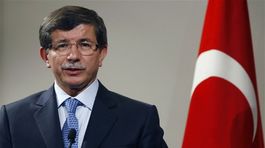 Davutoglu: Turecko zostrelí cudzie lietadlá vo svojom vzdušnom priestore