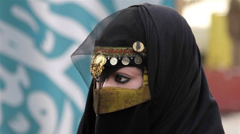 moslimka, Saudská Arábia, burka 