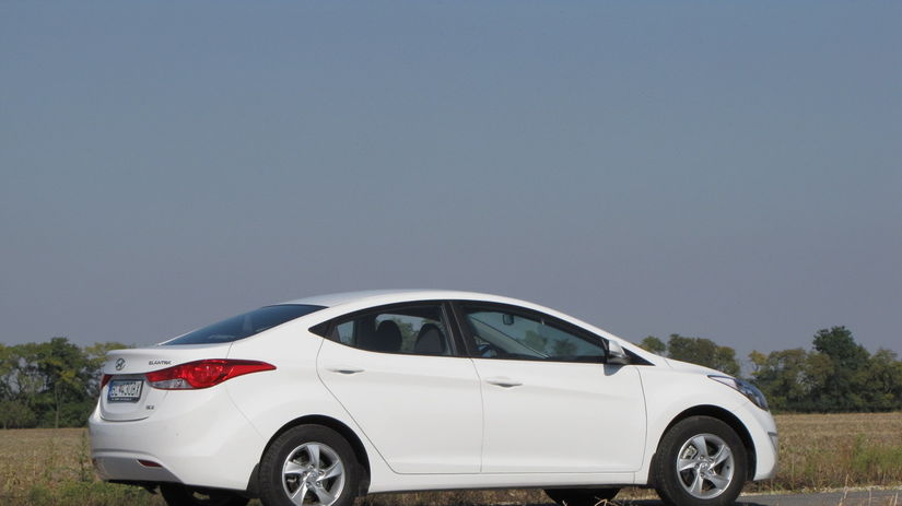 Rázvorom 2700 mm Elantra naozaj boduje.