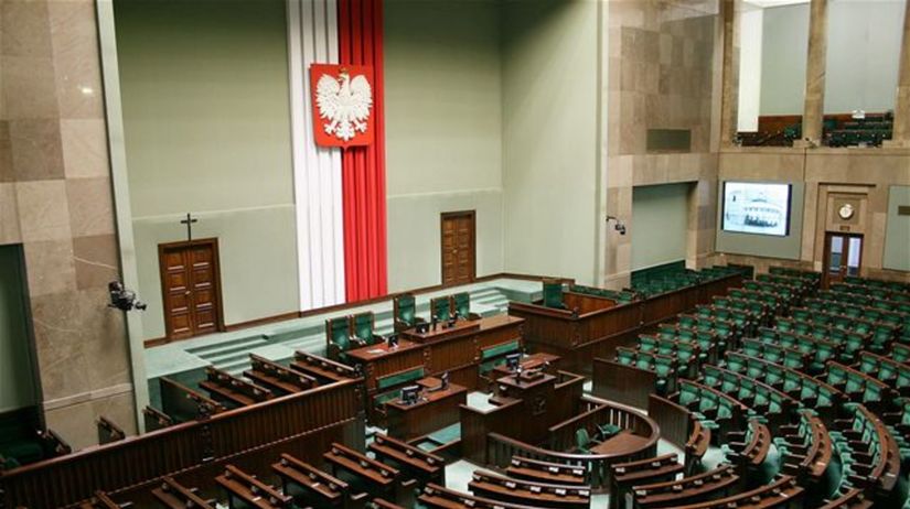 poľský parlament, Sejm, krucifix