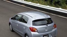 Mitsubishi pre emisný škandál príde o šéfa 