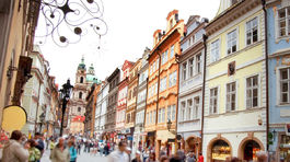 Developeri rozostavajú Prahu, do tísicok bytov vrhnú miliardy