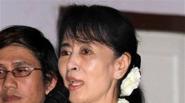 Su Ťij si po 21 rokoch prevzala Nobelovu cenu