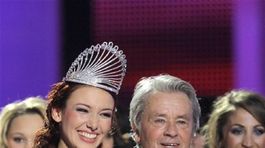 Delphine Wespiser a Alain Delon