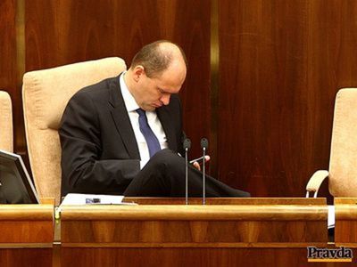 Richard Sulík v rokovacej sále parlamentu.