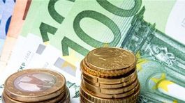 Fitch: Možnosť odchodu Grécka z eurozóny dramaticky stúpla