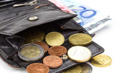 Európski odborári tlačia na zvýšenie miezd v nových krajinách EÚ