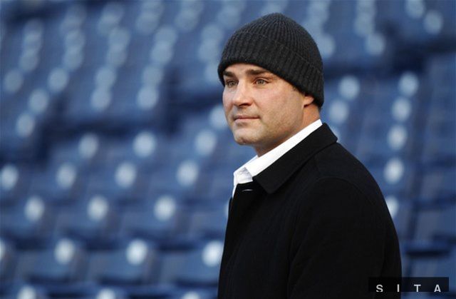 Eric Lindros.