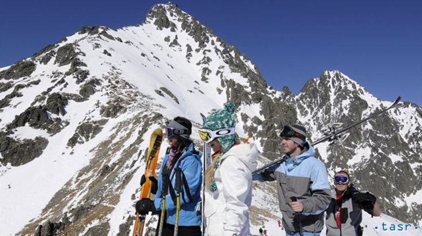 Vysoké Tatry, lyžovačka, svah, lyžiari