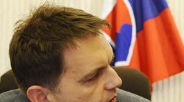 Dane: Tisíce firiem nič a pár podnikov milióny