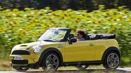 Test: Mini Cooper S Cabrio - mini ponúka maxi emócie