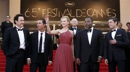 John Cusack, Matthew McConaughey, herečka Nicole Kidman, režisér Lee Daniels a herec Zac Efron.