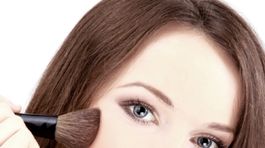 Permanentný make-up. Dali by ste si ho spraviť?