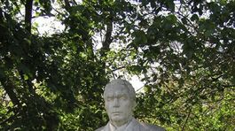 socha, Brežnev