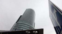 Dlhy rastú, finančná bublina je rozbehnutá, varuje Beblavý. NBS situáciu nevidí až tak tragicky