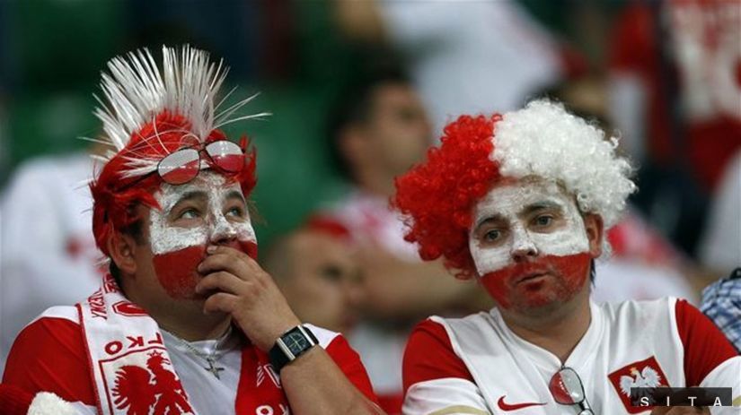 Smutní poľskí fanúšikovia.