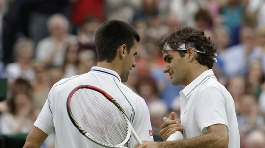 Novak Djokovič blahoželá Rogerovi Federerovi k...