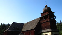 Drevené kostolíky si dali zraz - rusínske múzeum vystavuje ich 39 miniatúr