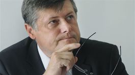 Szalay: Sestrám nestačila garancia pri platoch