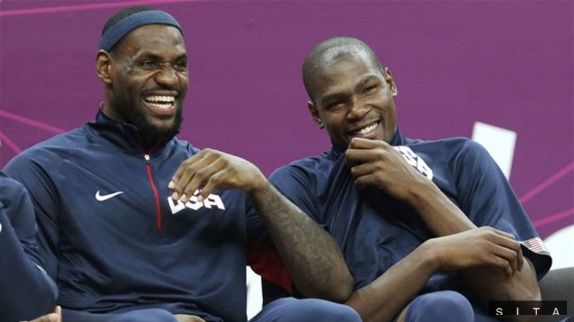 LeBron James a Kevin Durant