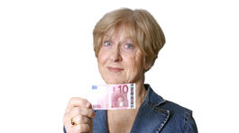 Vedeli ste, že dôchodky sa vyplácajú len v párne dni?