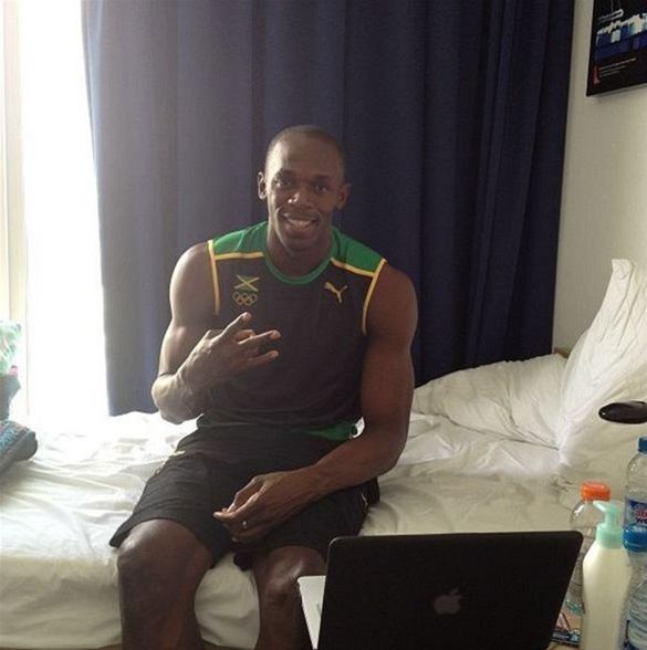 Usain Bolt na svojej izbe.