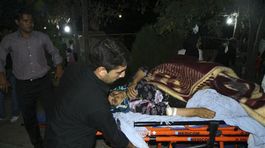 Počet obetí mohutných zemetrasení v Iráne stúpol na 250