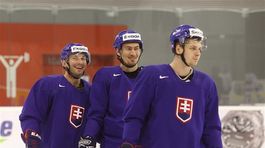 Višňovského na*rali Američania, Šatan sa strápňoval s prejavom