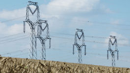 Príspevok na elektrinu dostane od štátu 76 firiem