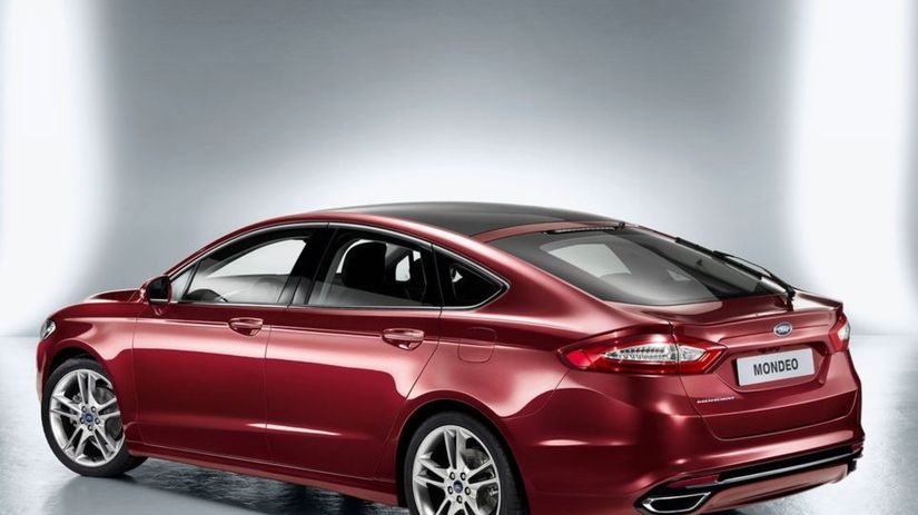 Ford Mondeo liftback
