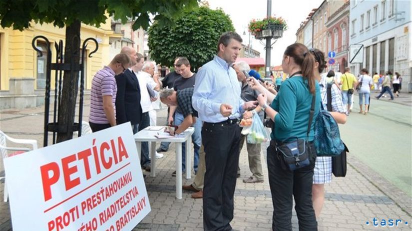 petícia, daniari, Banská Bystrica