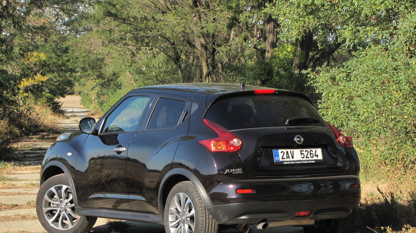 Juke Shiro je vlajkovou loďou tohto modelového...
