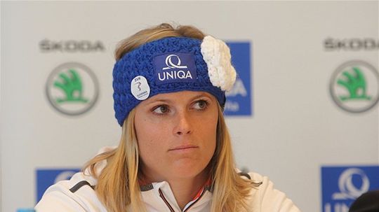 Veronika Velez Zuzulová