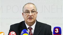 Polícia obvinila šesť osôb, mali nútiť invalidov žobrať v zahraničí 