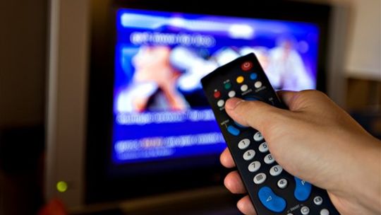 televízia, televízor, ovládač