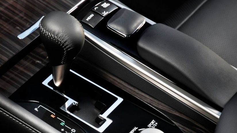 Lexus GS 450h