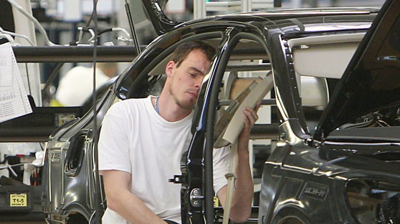 Platy vo Volkswagene obmedzujú mzdy v celej krajine