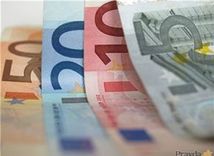(typo - nepouzivat v orise) peniaze, euro, bankovky