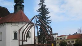 Turisti objavujú mesto pod Pustým hradom