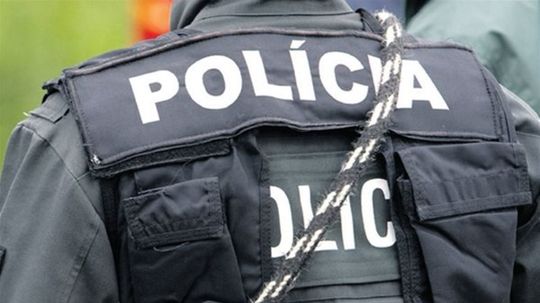 Polícia v Bratislave vyšetruje okolnosti úmrtia 15-ročného dievčaťa