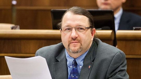 Kresťanskú úniu opúšťa Branislav Škripek a vstupuje do KDH