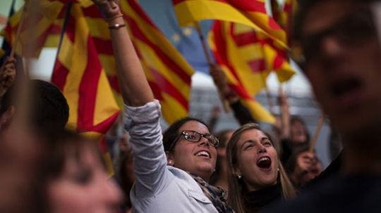 Katalánci môžu mať podľa Sáncheza referendum o širšej autonómii